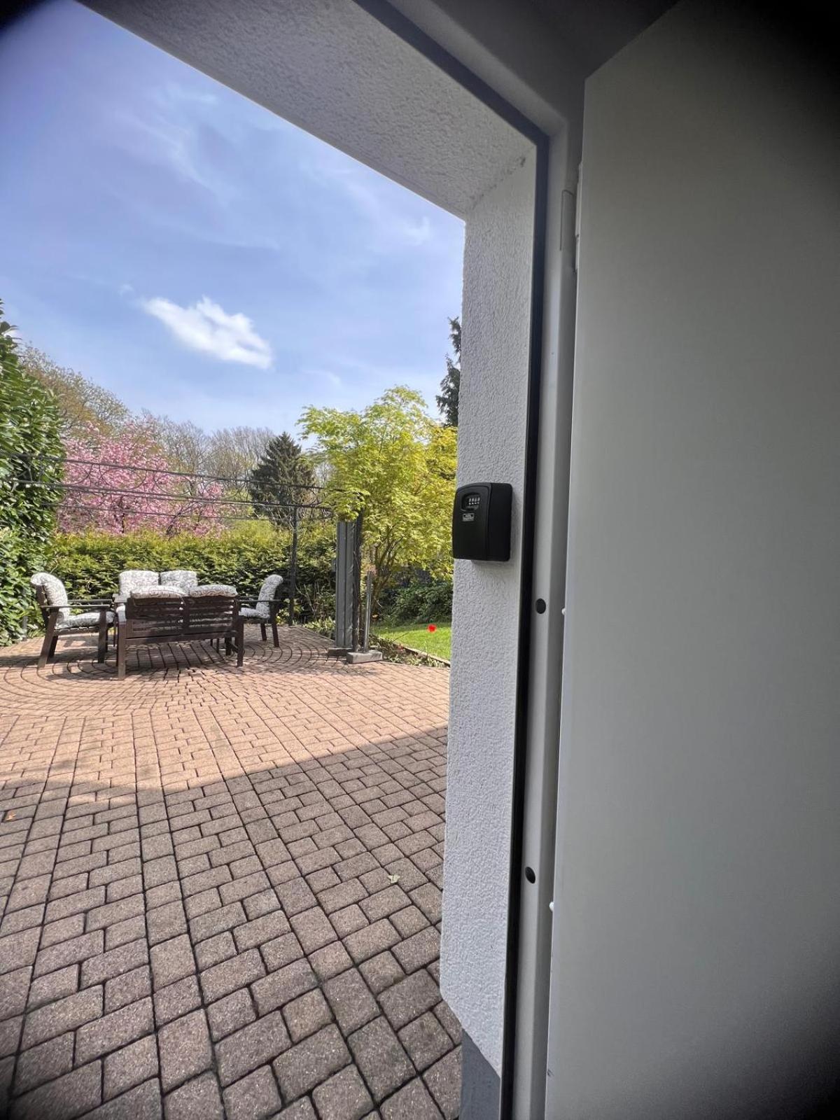 Bergische Idylle Mit Sauna Wermelskirchen Exterior foto